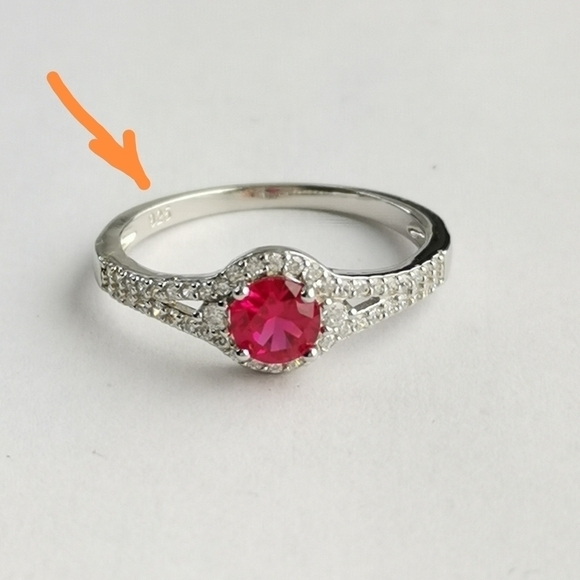 NEW  Ruby halo cz sterling silver ring size 8 - Picture 3 of 6